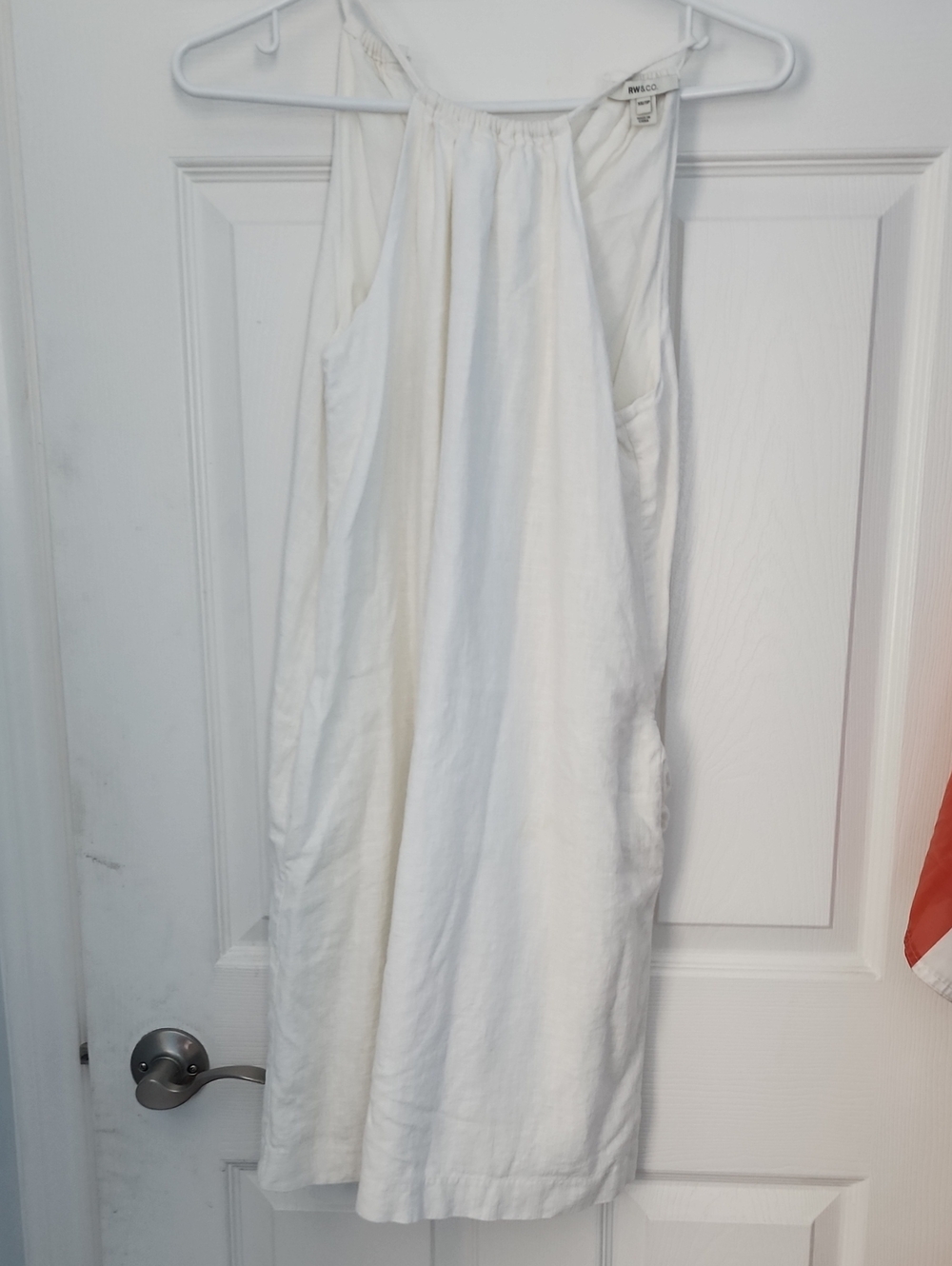 RW&CO. White Halter Neck Sleeveless Dress